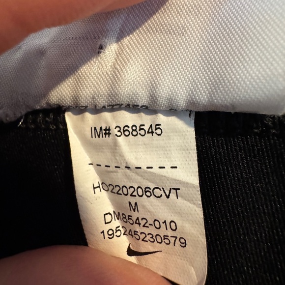 ✨ Nike Pro Dri-FIT 3/4 Compression Tights | Boys Size Medium 🏃‍♂️🖤 - Picture 7 of 8